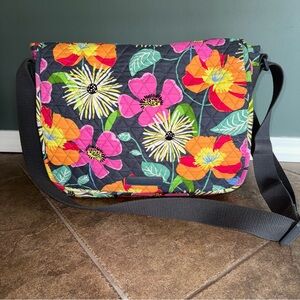 LIKE NEW - Vera Bradley  Jazzy Blooms Messenger Bag